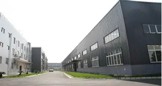 Silicon blocks hit 70,000+ RMB; organosilicon prices range from 63,300 to 73,000 RMB. Dow, Shin-Etsu, and Wacker announce price adjustments on October 1st. Silicon plants halt production.